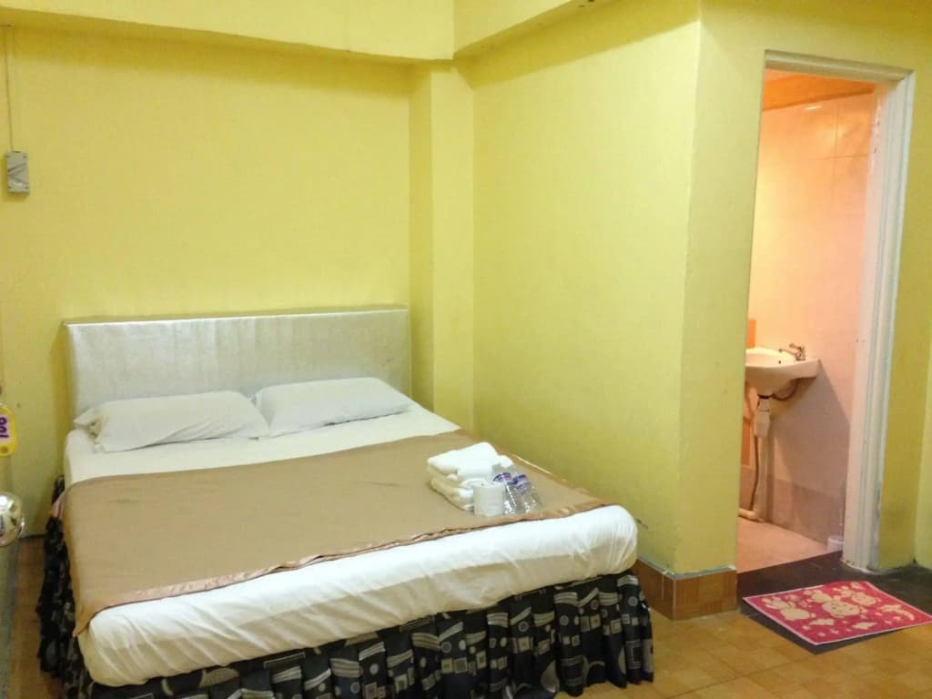 B Hotel Penang by OYO Rooms - photo 1