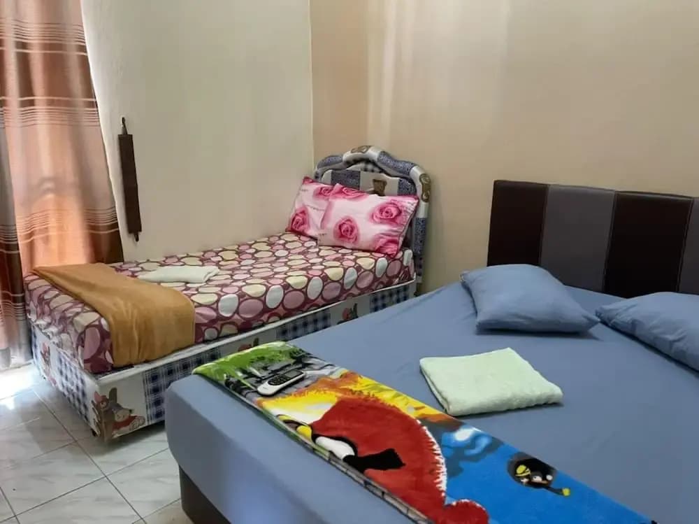 OYO Home 90424 Embun Homestay - photo 3
