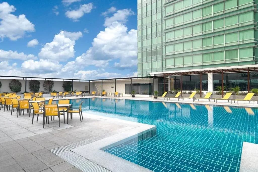 St. Giles Boulevard Hotel - photo 14