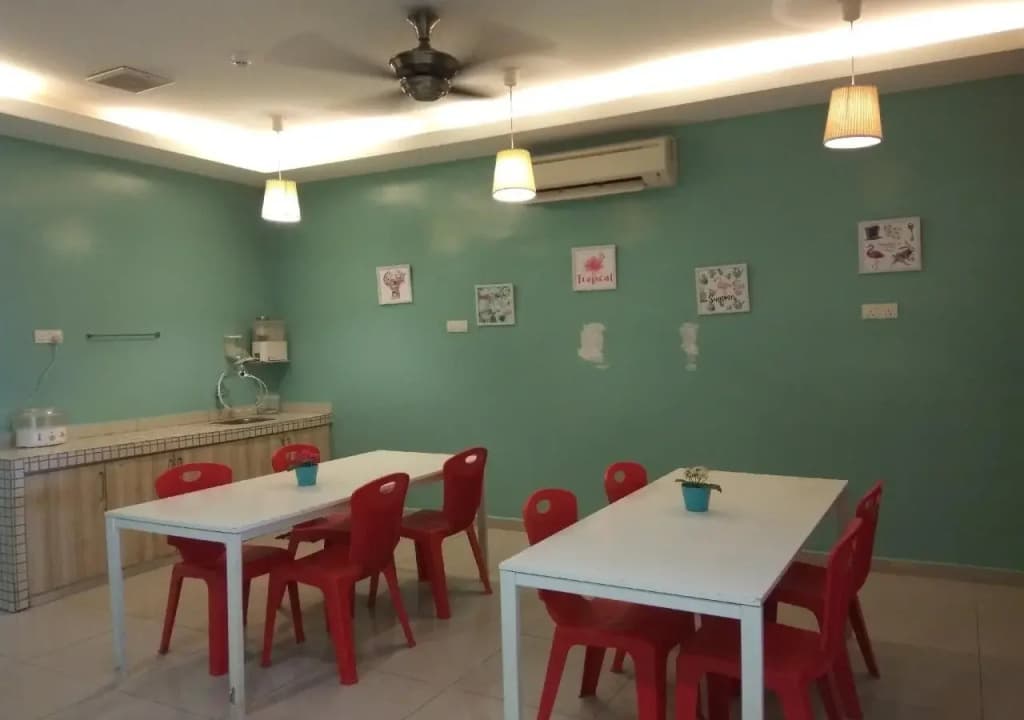 Hotel Zamburger Subang Jaya - photo 17