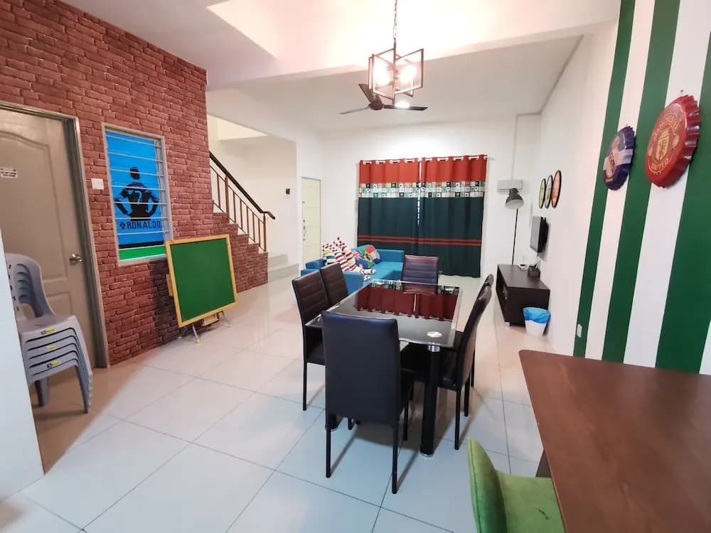 The Woodz Homestay - 2 Storey House - photo 23