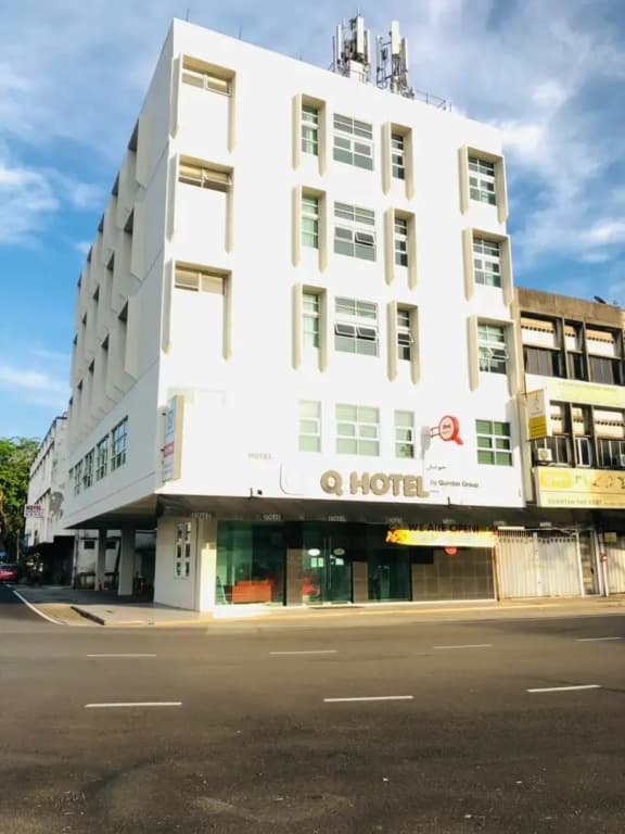 Q Hotel Kuantan - photo 3