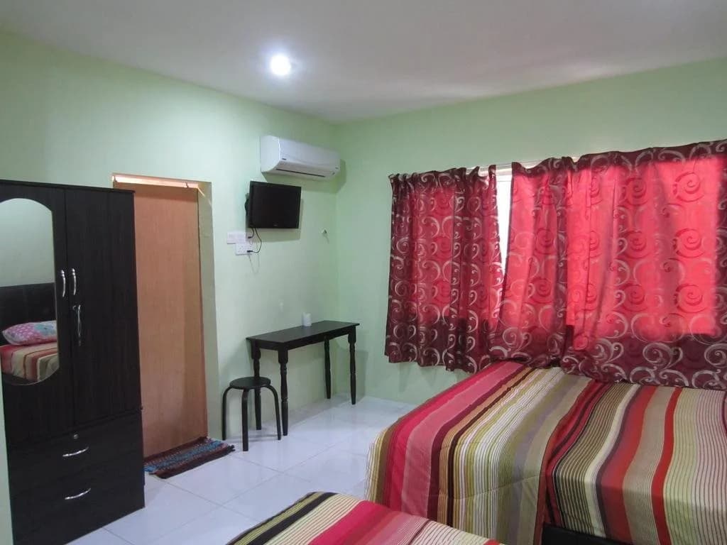 Oyo 90765 Hotel Bajet Pulai - photo 8