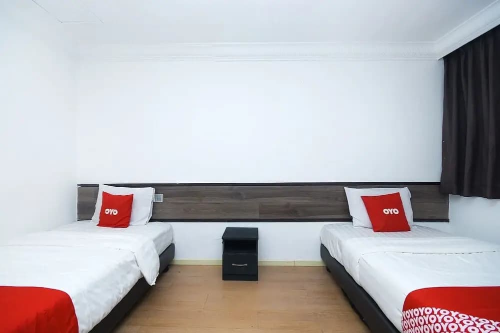 River Inn by OYO Rooms - photo 4