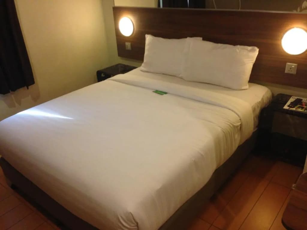 Tune Hotel - Danga Bay, Johor - photo 28