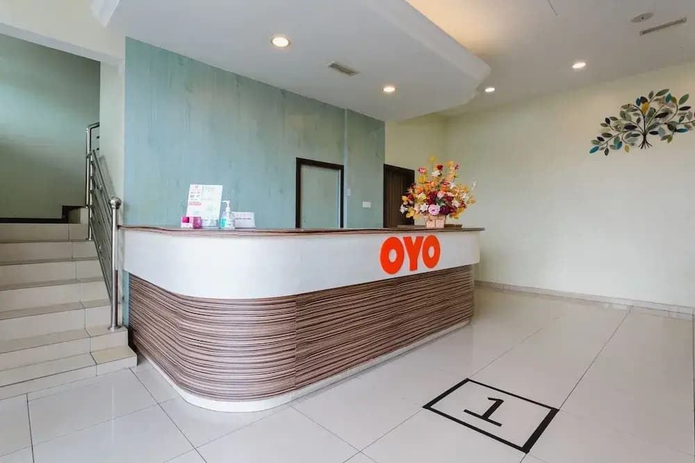 OYO 90153 U Stay Hotel - photo 2