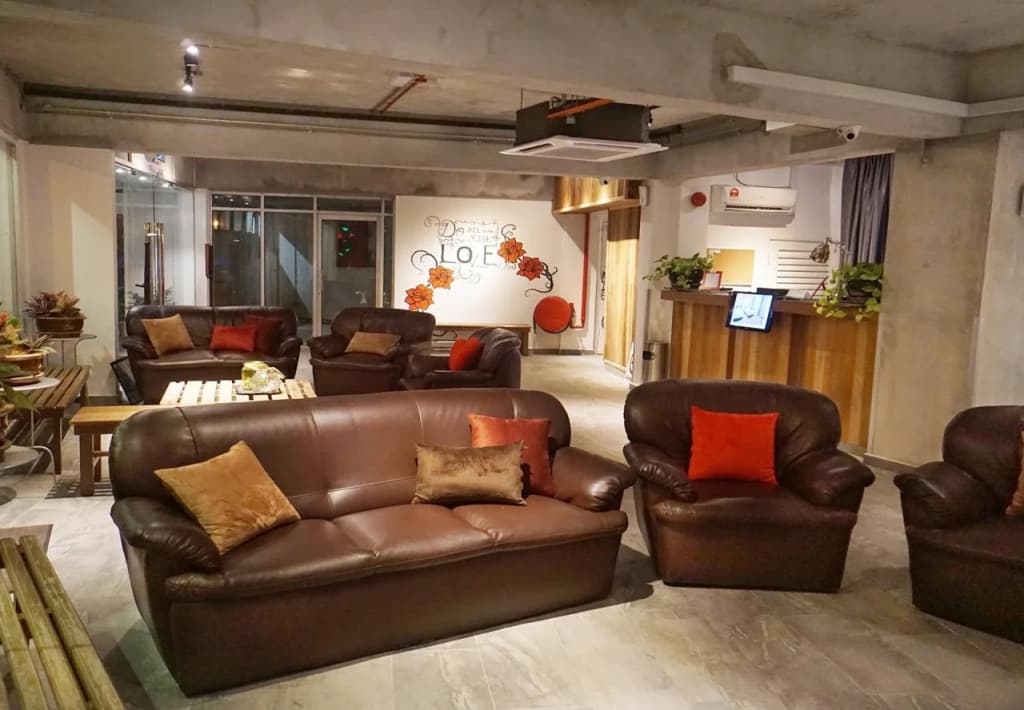 Riverine Garden Hotel - photo 2