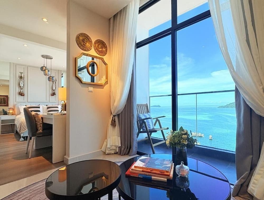 Seaview Bliss Studio - Tropical Elegance - photo 3
