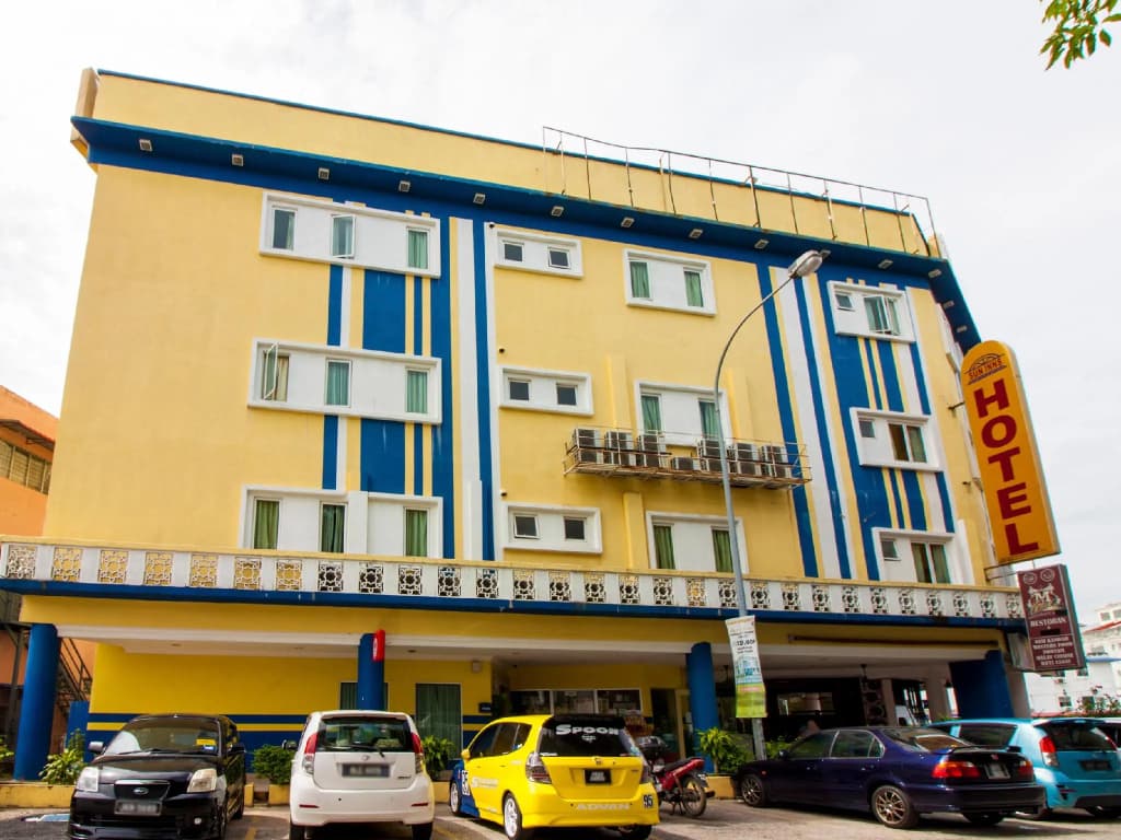 Sun Inns Hotel Bandar Puchong Utama - main photo