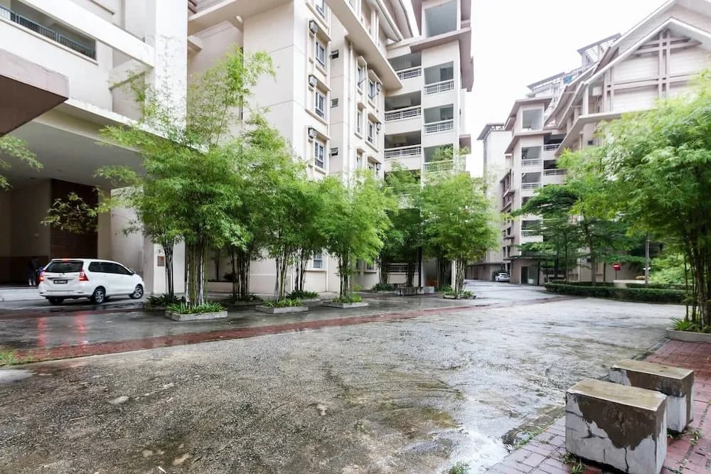 Relaxing & Fresh 3BR Near Klcc - photo 15