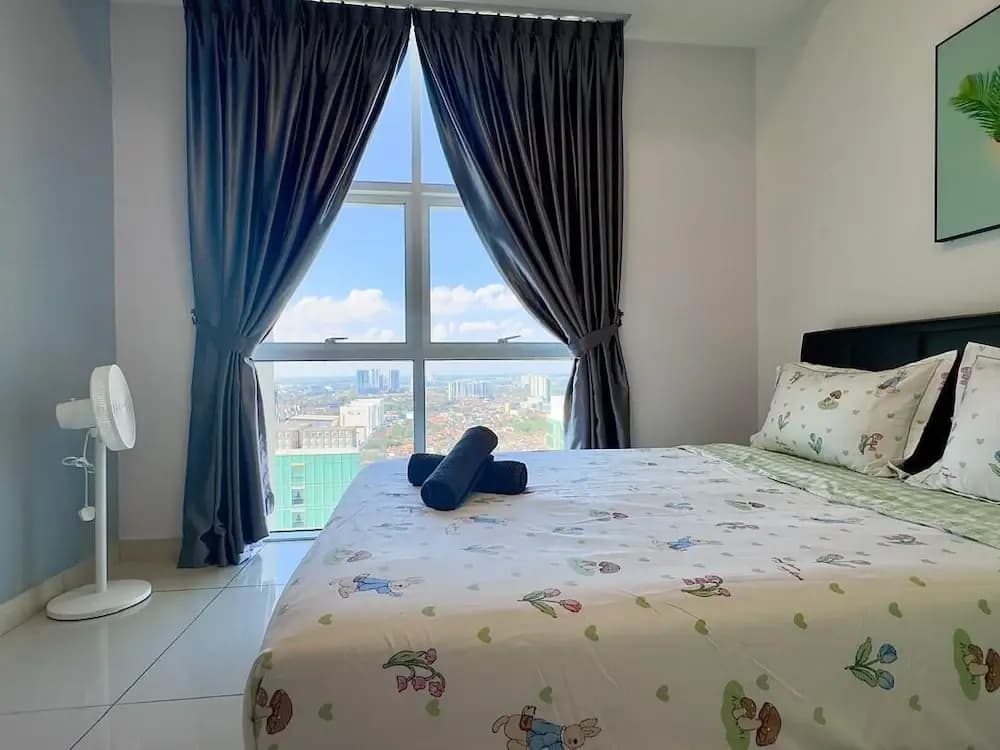 JB City Shopping Mall Apartment - photo 3