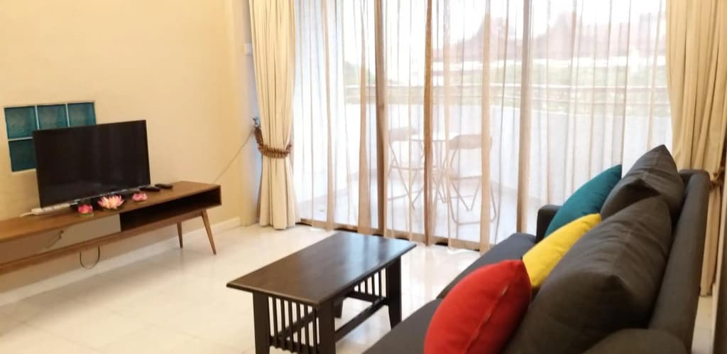 PoolView Resort Batu Ferringhi 502 - 2 Rooms - photo 2
