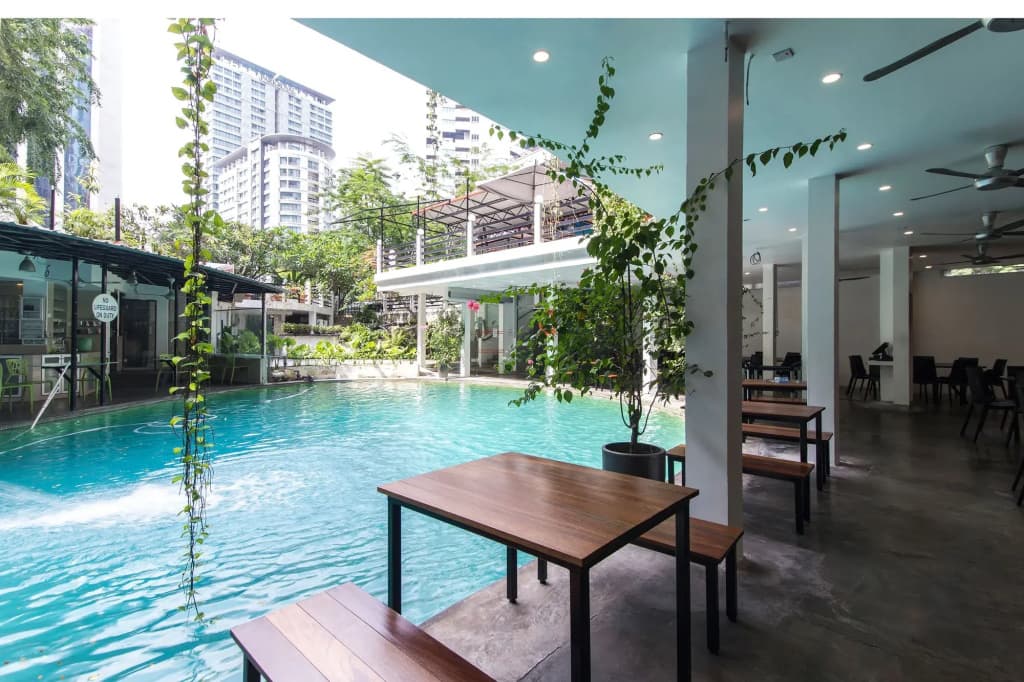 Lodge Paradize Hotel by OYO Rooms - photo 11