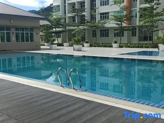 Prima meru Premium Suites by IWH Suites - photo 1