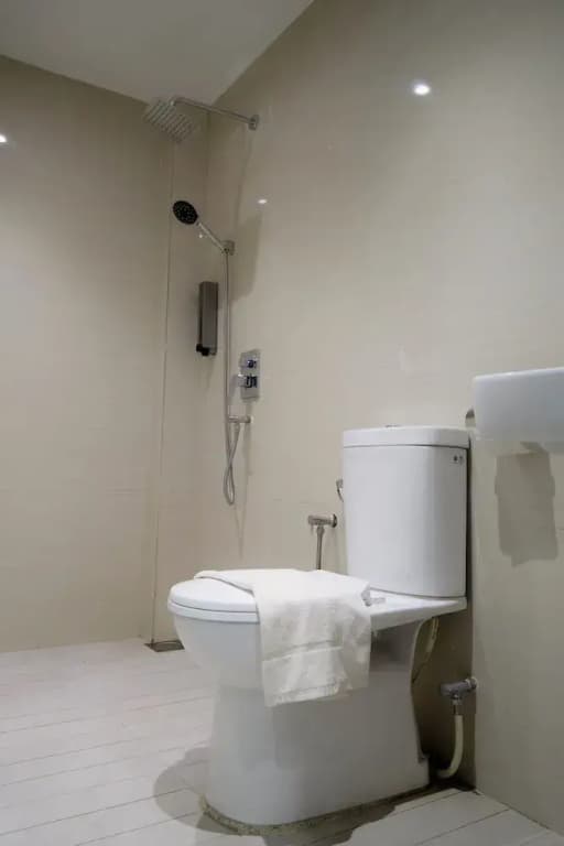 T Hotel Jalan Sultanah - photo 27