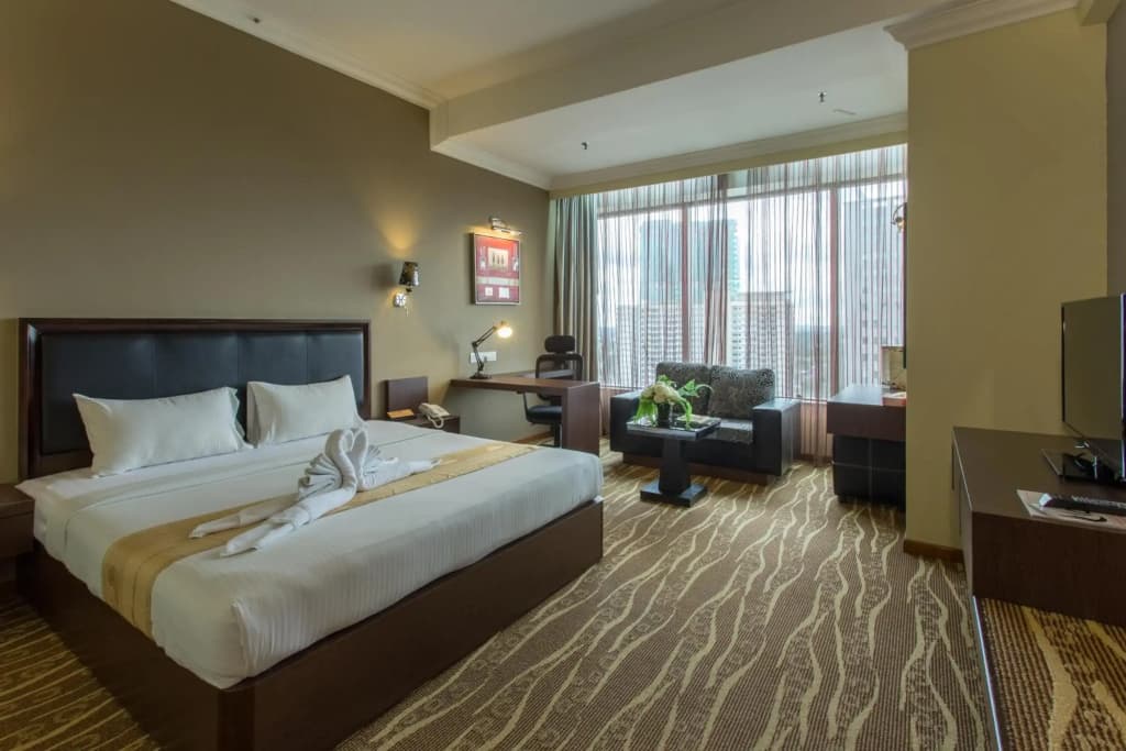 New York Hotel - photo 23