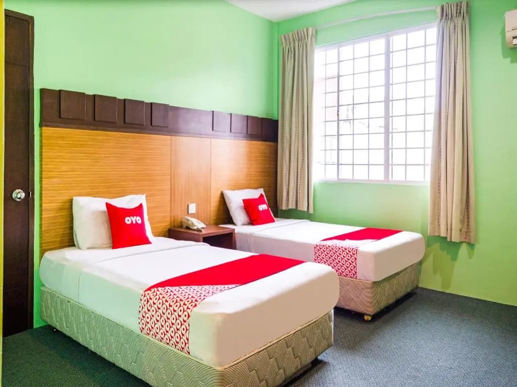 OYO 89408 Royal Hotel - photo 6