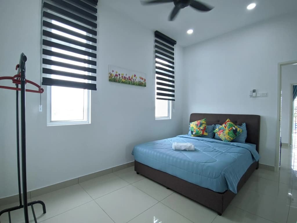 Desaru Comfy Home with Netflix Near Beach, Waterpark & BBQ - photo 3