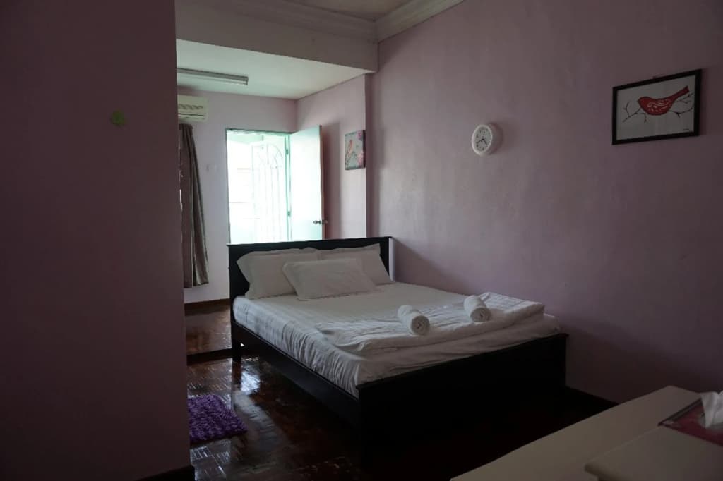 Three Little Birds Home - Hostel - photo 4