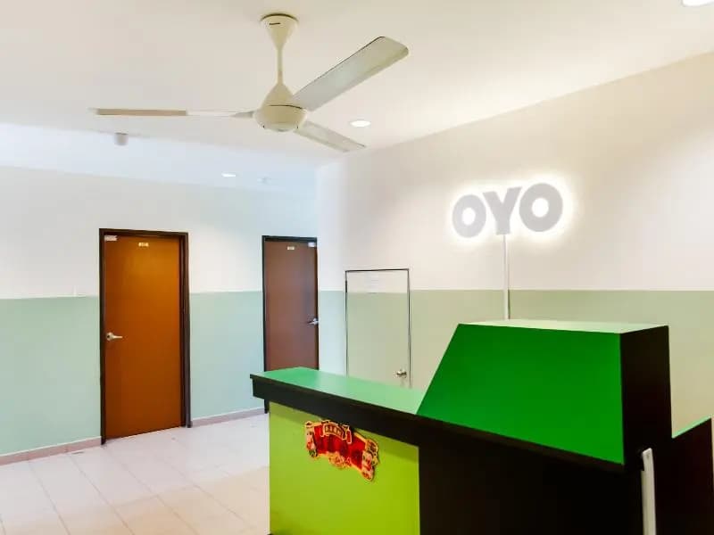 Space Hotel by OYO Rooms - photo 13
