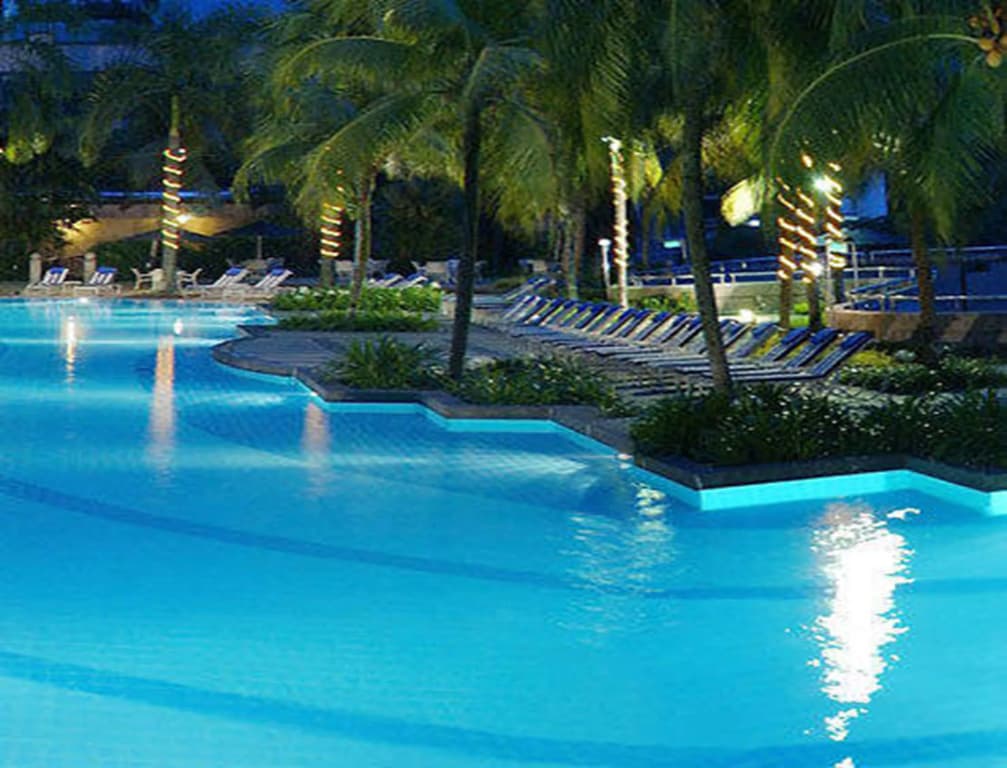 Renaissance Kuala Lumpur Hotel & Convention Centre - photo 19