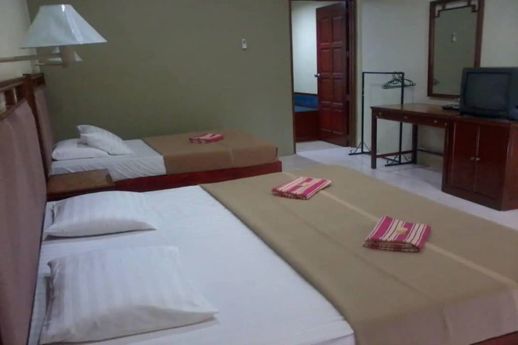 Haliman Guest House - photo 3