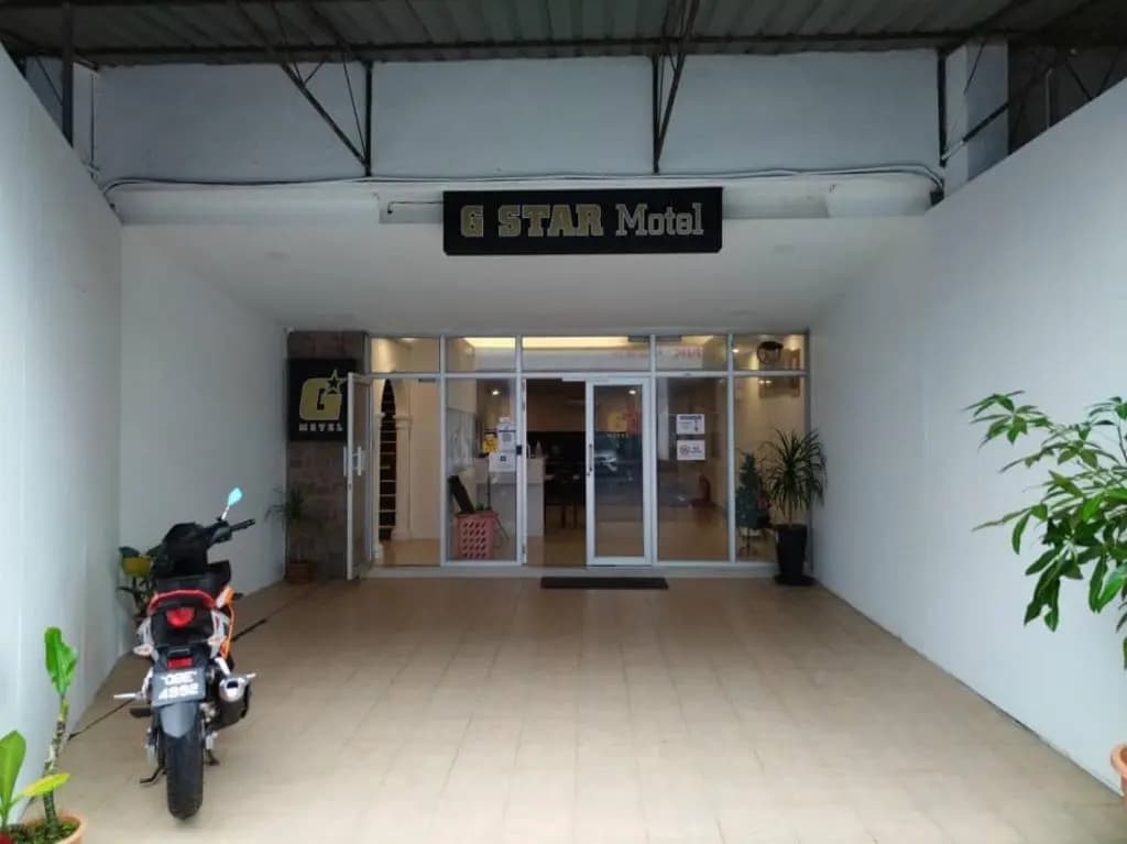G Star Motel - photo 3