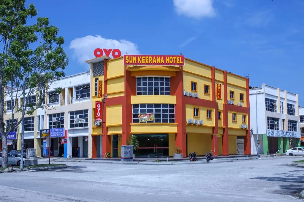 OYO 89387 Sun Keerana Hotel - photo 1