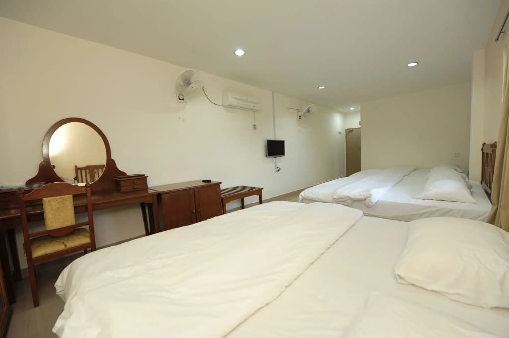 Joy Motel - photo 6
