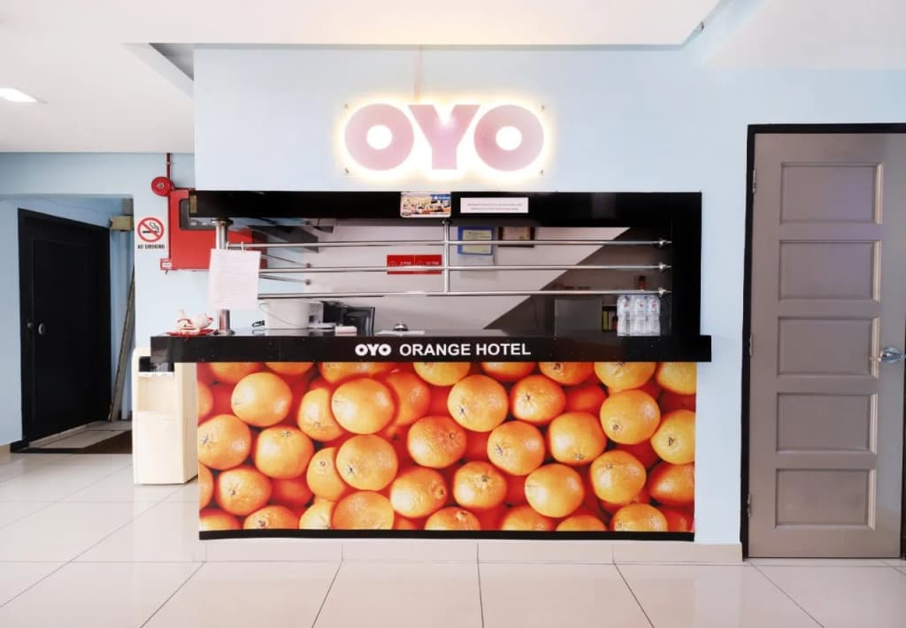 OYO 90296 Red Orange Hotel Port Klang - photo 9