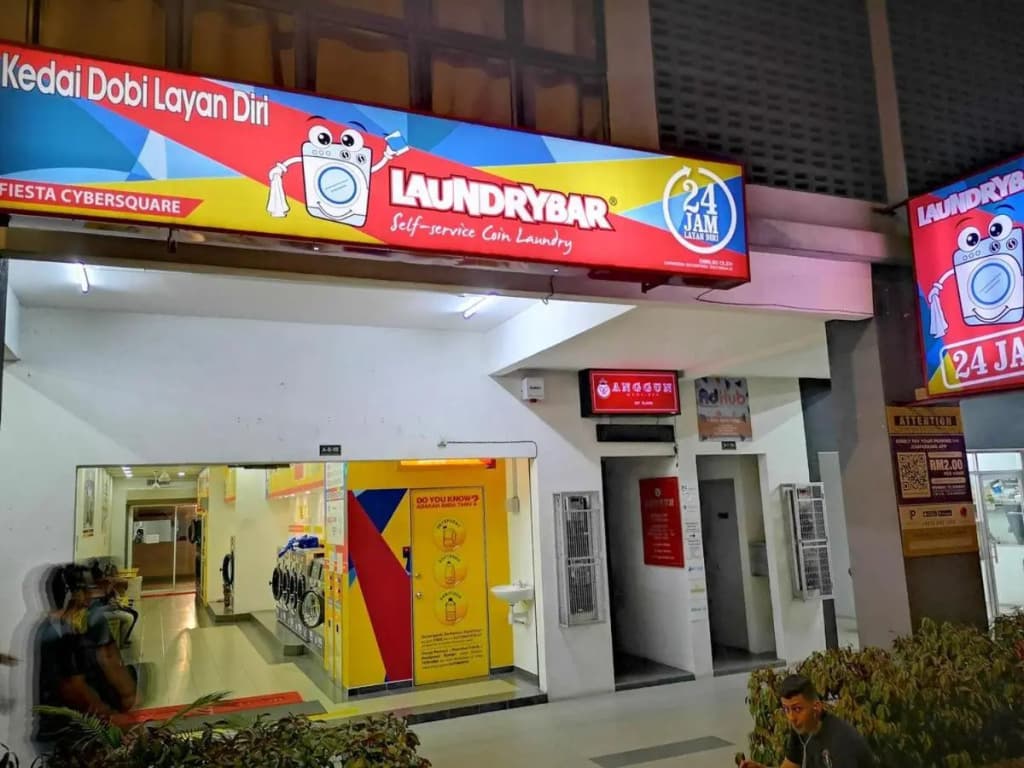 Colour-Theme Designed, Private Studio Home, Cybersquare 27B Cyberjaya, Flexihome-MY - photo 9