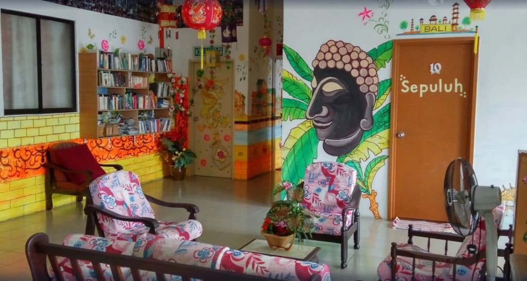 Old Town Guesthouse - photo 11
