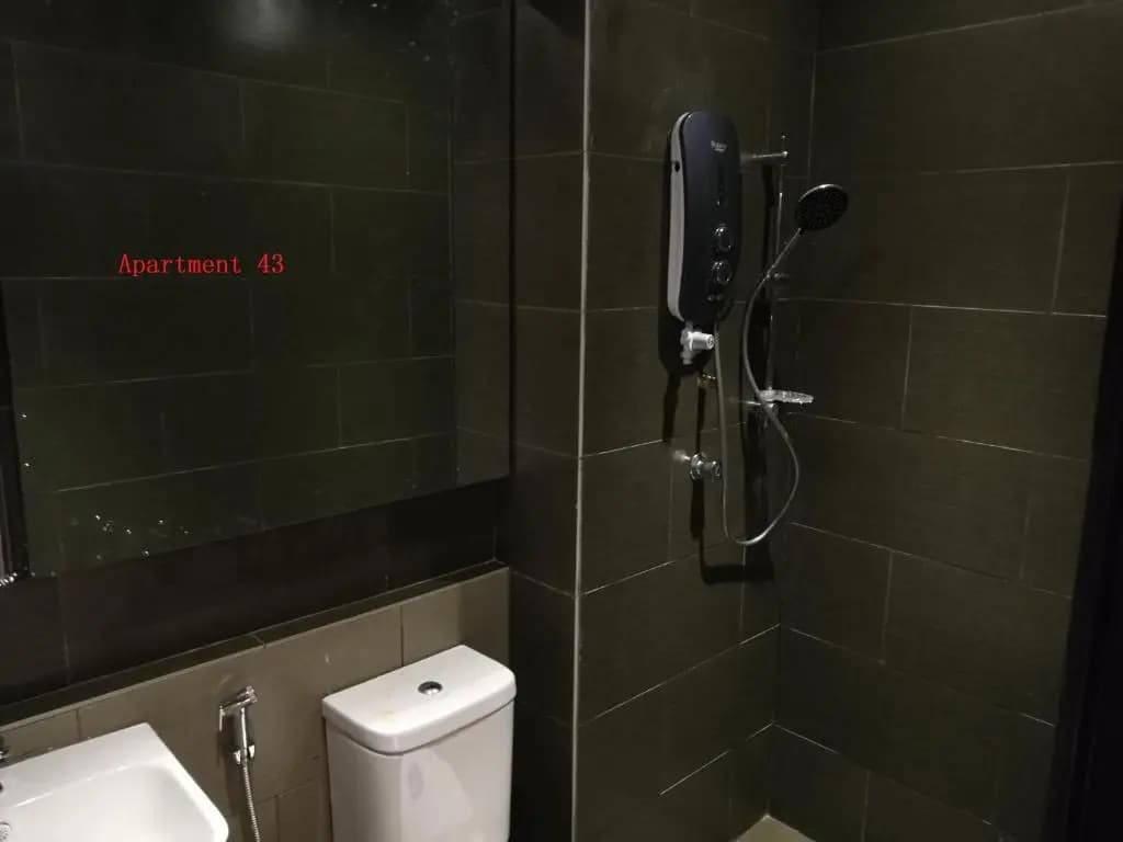 Lumut Waterfront Apartment 62 - photo 8