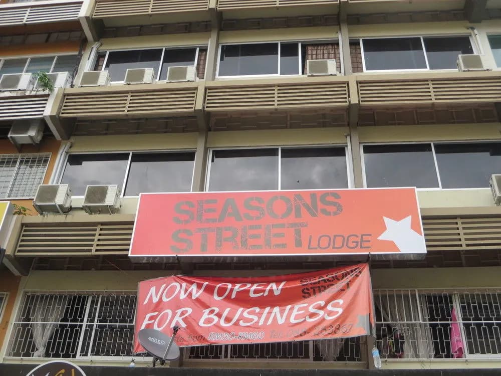 Seasons Street Lodge - photo 11
