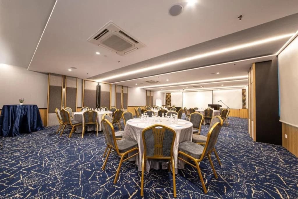 Fives Hotel Johor Bahru City Centre - photo 13