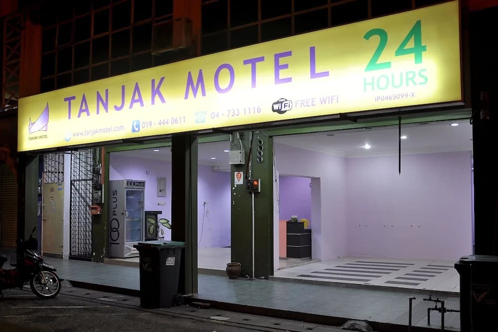 Tanjak Motel - photo 16