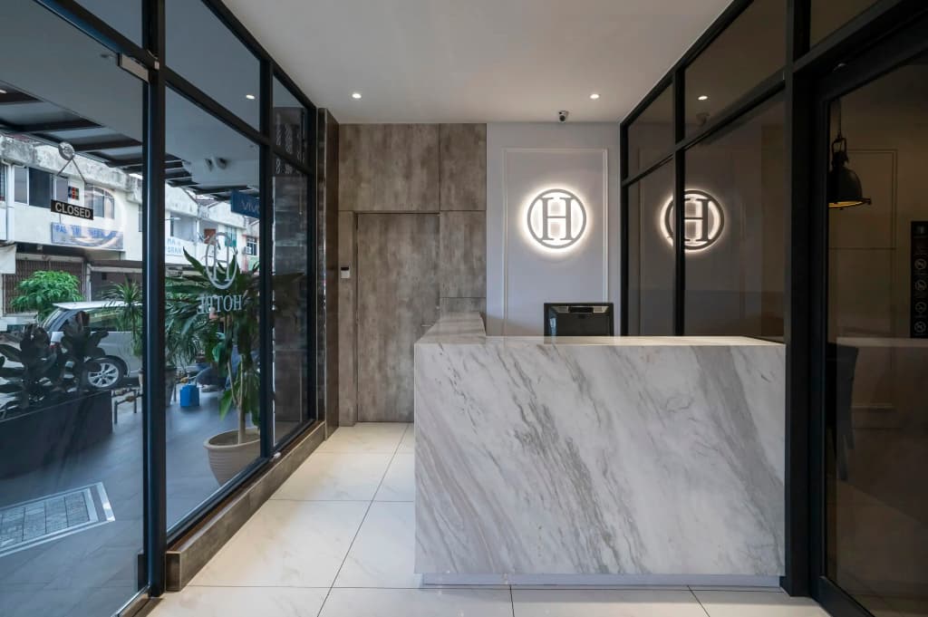 Hope Hotel - photo 2