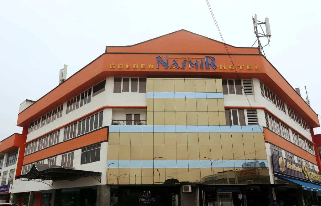Golden Nasmir Hotel - photo 1