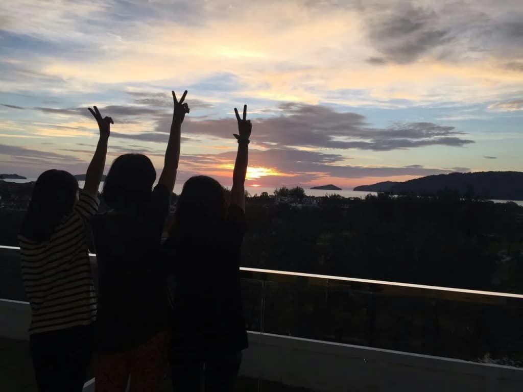 Sunset Seaview Vacation Condos City Centre @ IMAGO Shopping Mall - photo 13