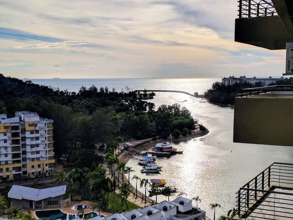 Themed Apartments @ Straits View Villas - photo 13
