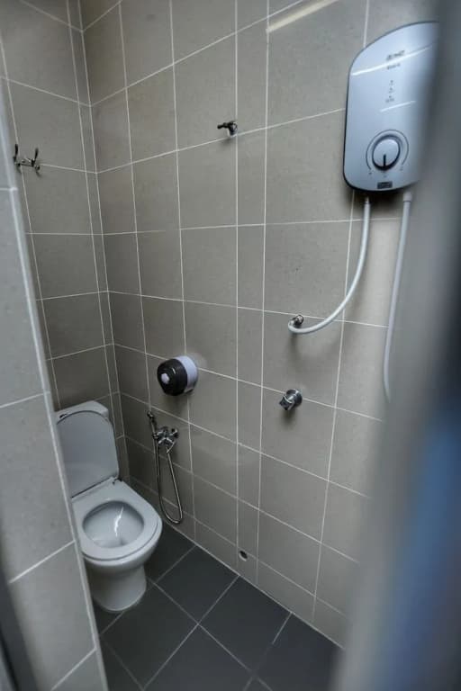 The Bedpackers Hostel - photo 6