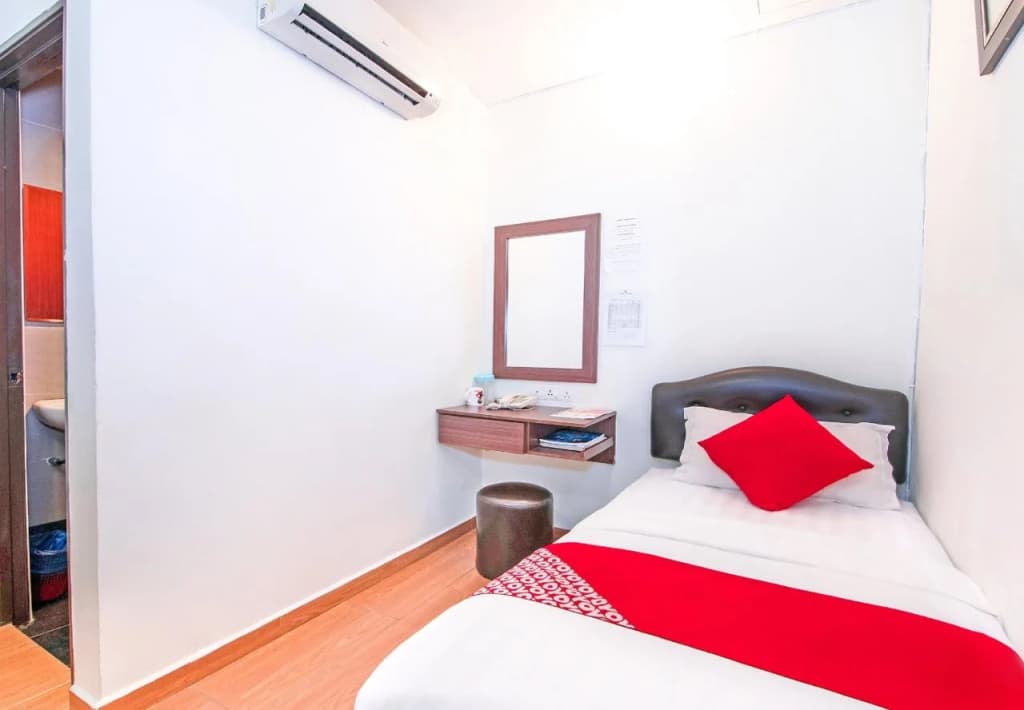 OYO 698 Hotel Sepang at Dengkil - photo 4