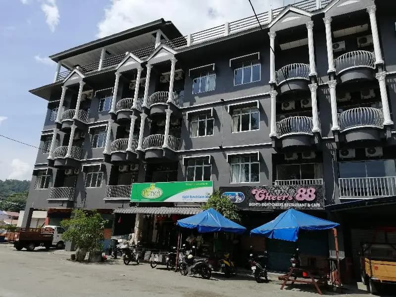 Safari Hotel by OYO Rooms - photo 3