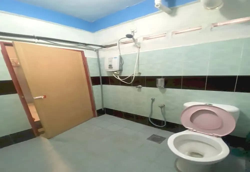 Hotel O Homestay D Lalang Inn - photo 9