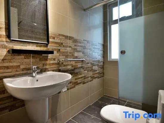 TriTower Suites Johor Bahru Near JB CIQ, JBCC & Capri - photo 1