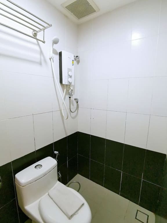 HKF Hotel - photo 10