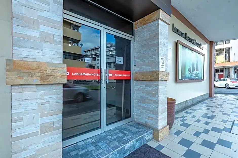 OYO 43960 Laksamana Executive & Boutique Hotel - photo 1