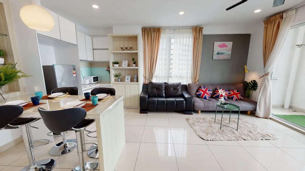 City & Seaview Condo @ Gurney, Georgetown 2 Rooms - photo 2