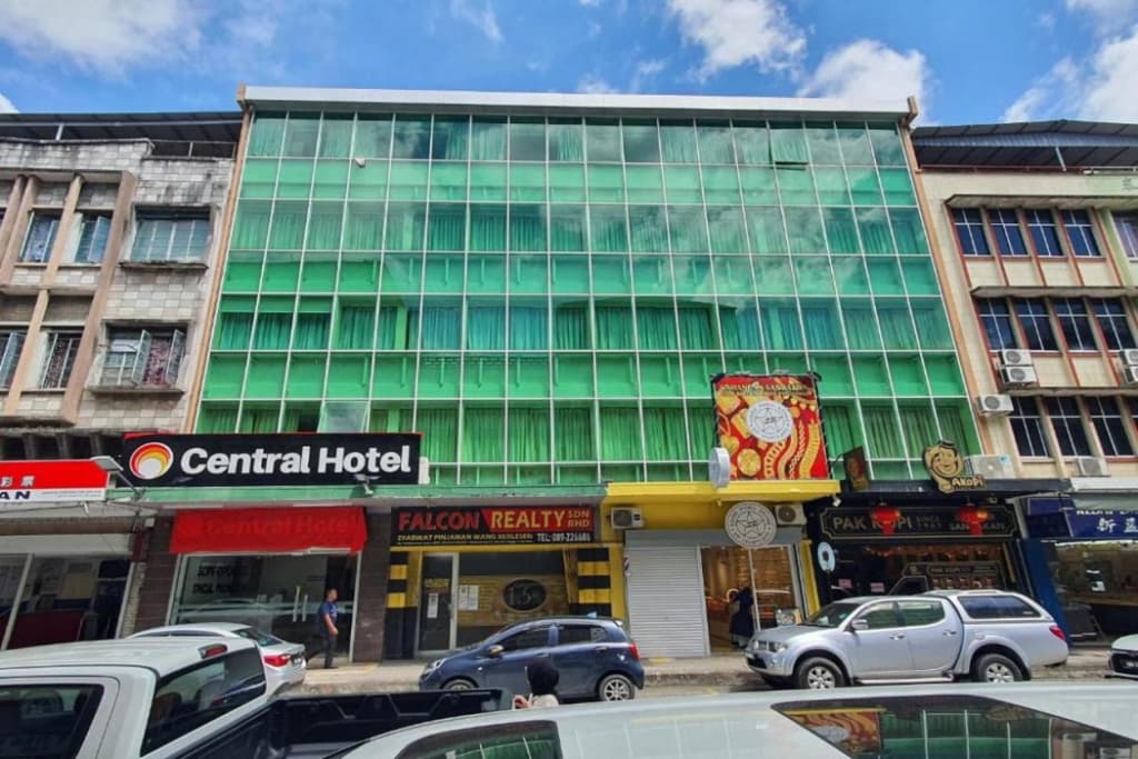 Capital O 90939 Sandakan Central Hotel - photo 1