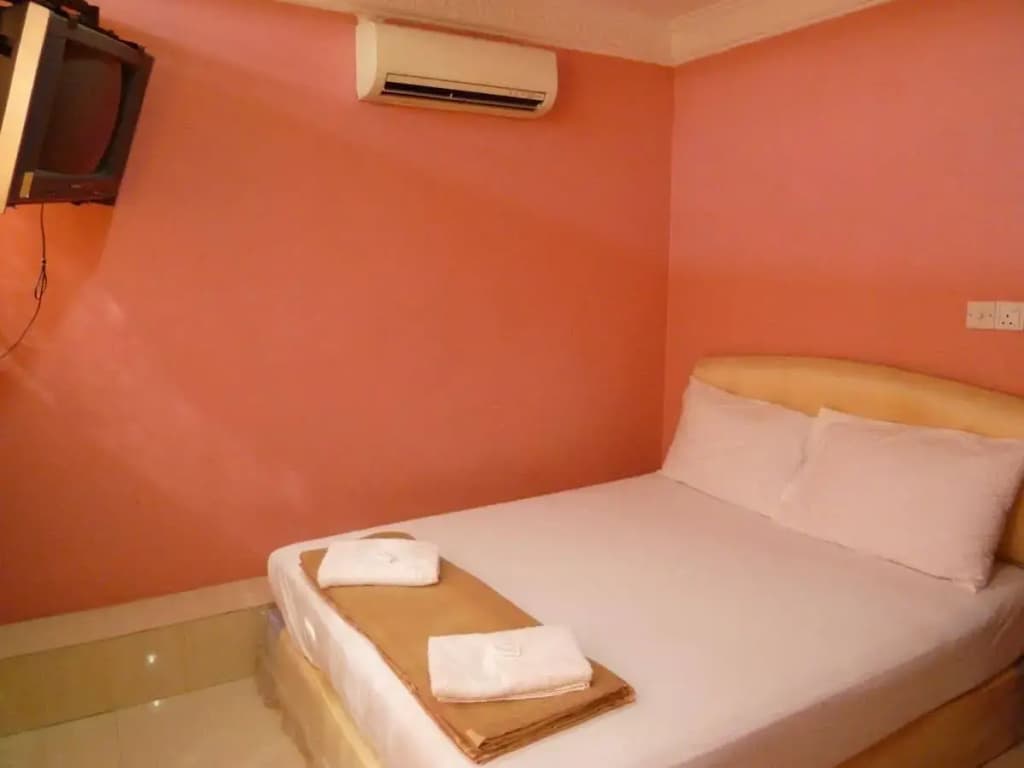 Batu Caves Budget Hotel - photo 3